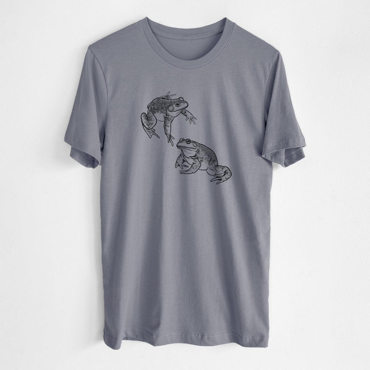 Storm grey lightweight cotton t-shirt laid flat, printed with a detailed black ink illustration of two American bullfrogs.