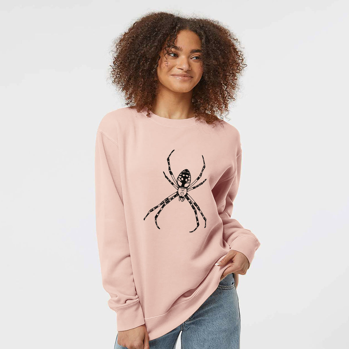 Argiope aurantia - Yellow Garden Spider - Unisex Pigment Dyed Crew Sweatshirt in Dusty Pink