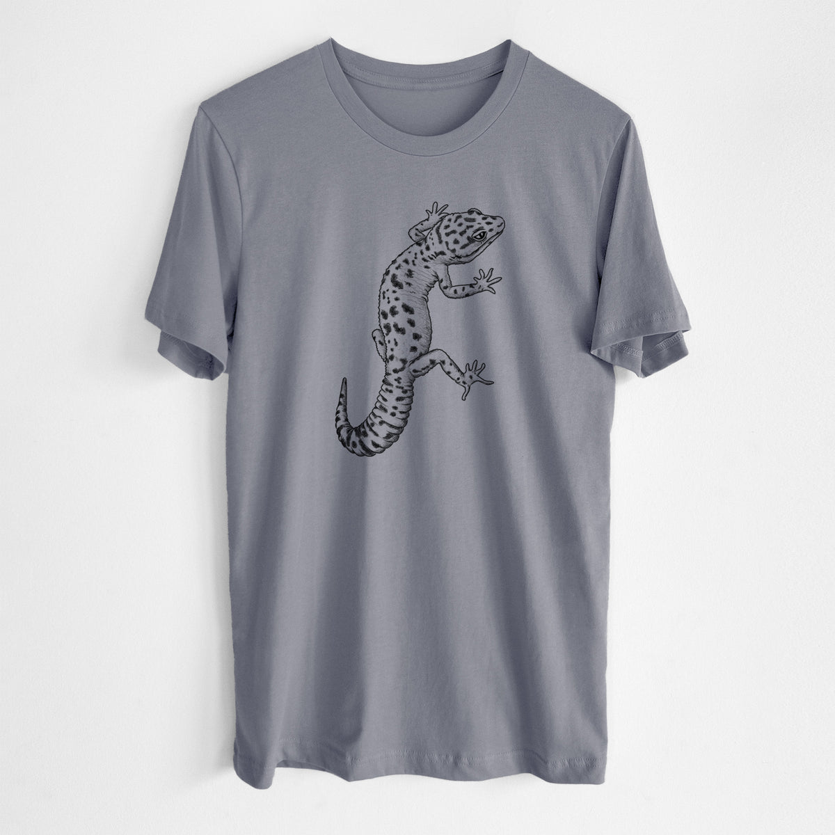 Storm grey lightweight cotton t-shirt laid flat, printed with a detailed black ink illustration of a spotted leopard gecko climbing.