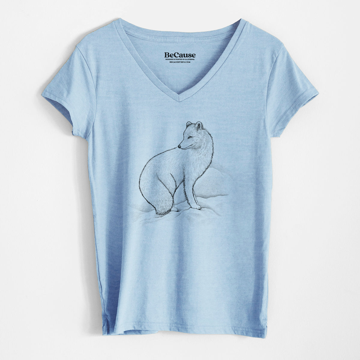 Arctic Fox - Vulpes lagopus - Women&#39;s 100% Recycled V-neck