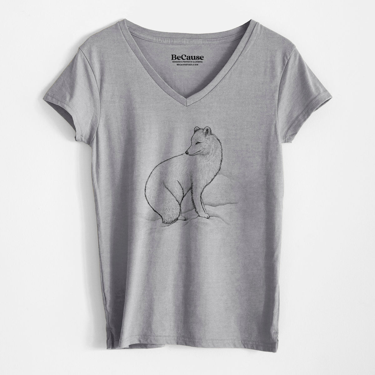 Arctic Fox - Vulpes lagopus - Women&#39;s 100% Recycled V-neck