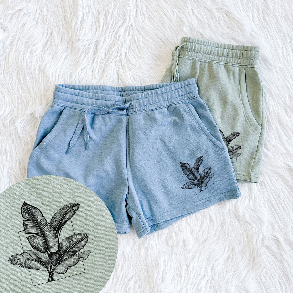 Banana Plant Leaves - Women's Cali Wave Shorts