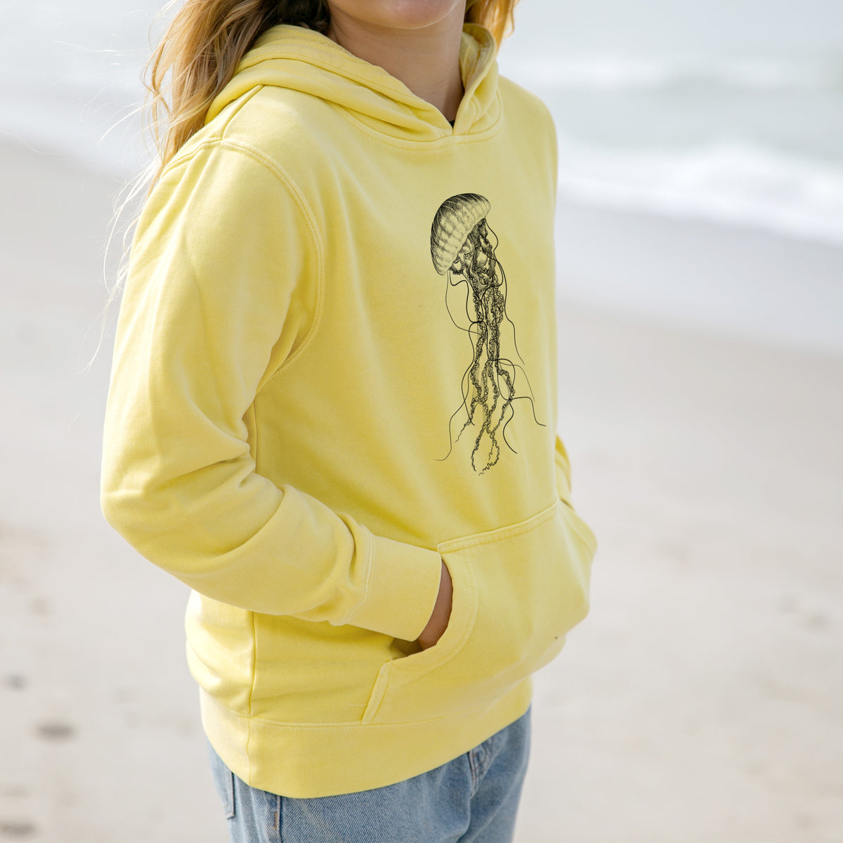 Black Sea Nettle Jellyfish - Chrysaora achlyos - Youth Pigment Dyed Hoodie