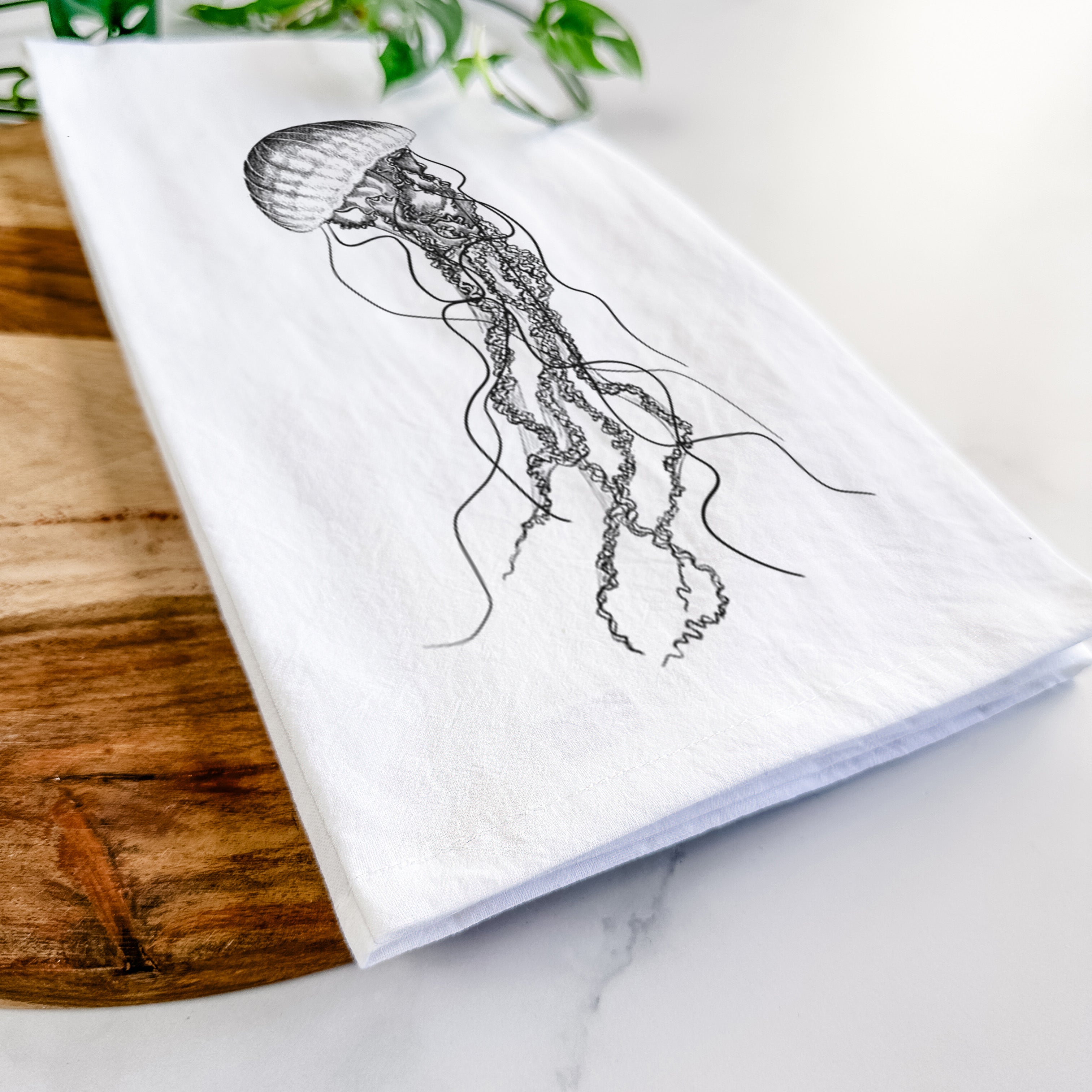 Black Sea Nettle Jellyfish - Chrysaora achlyos Tea Towel