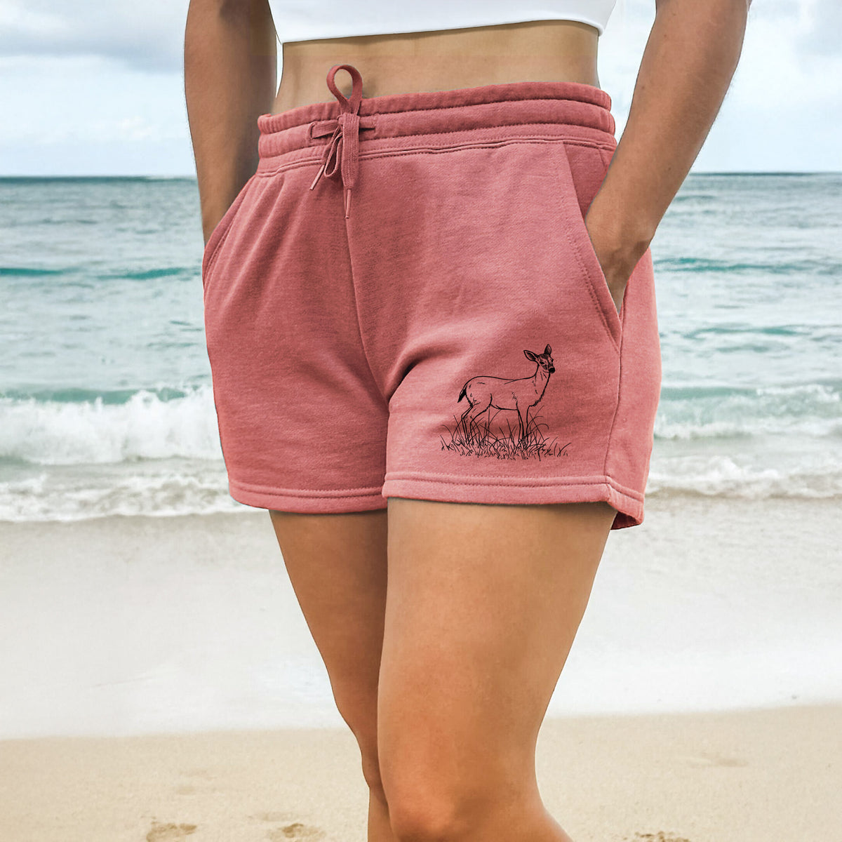 Black-tailed Deer Doe - Odocoileus hemionus hemionus - Women&#39;s Cali Wave Shorts