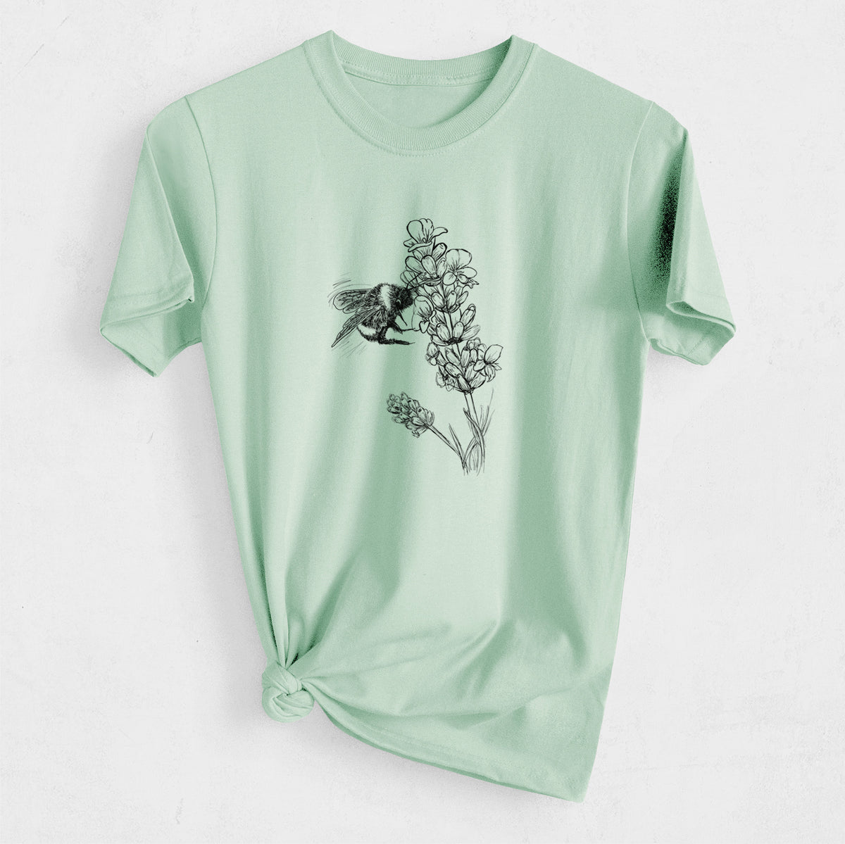 Bumblebee on English Lavender - Bombus Pensylvanicus - Heavyweight Men&#39;s 100% Organic Cotton Tee
