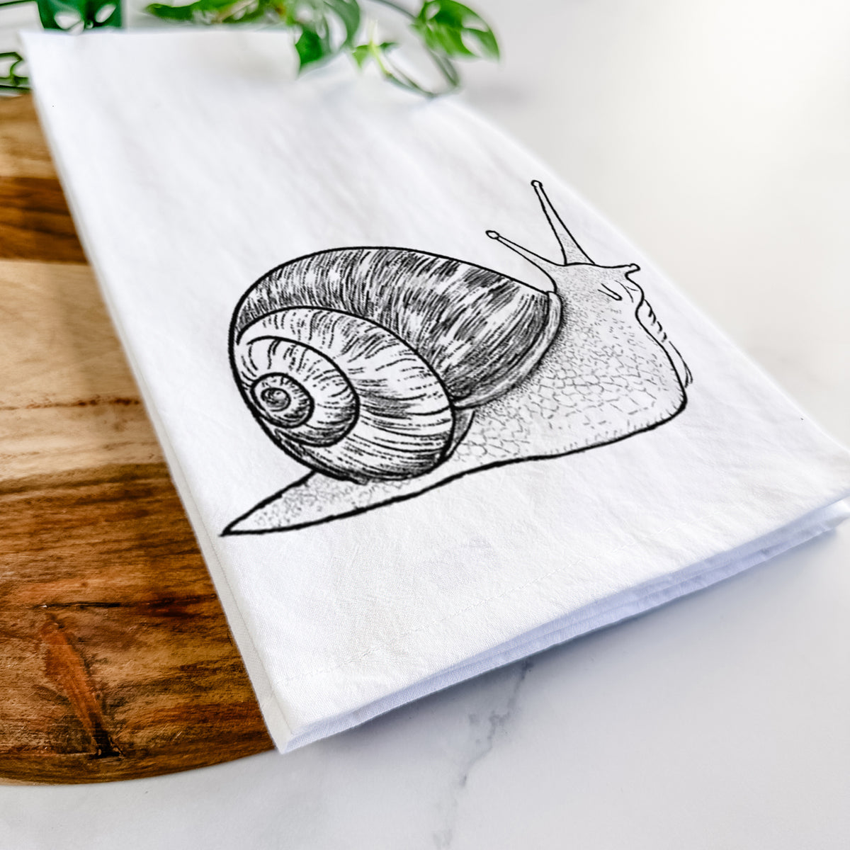 Brown Garden Snail - Cornu aspersum Tea Towel