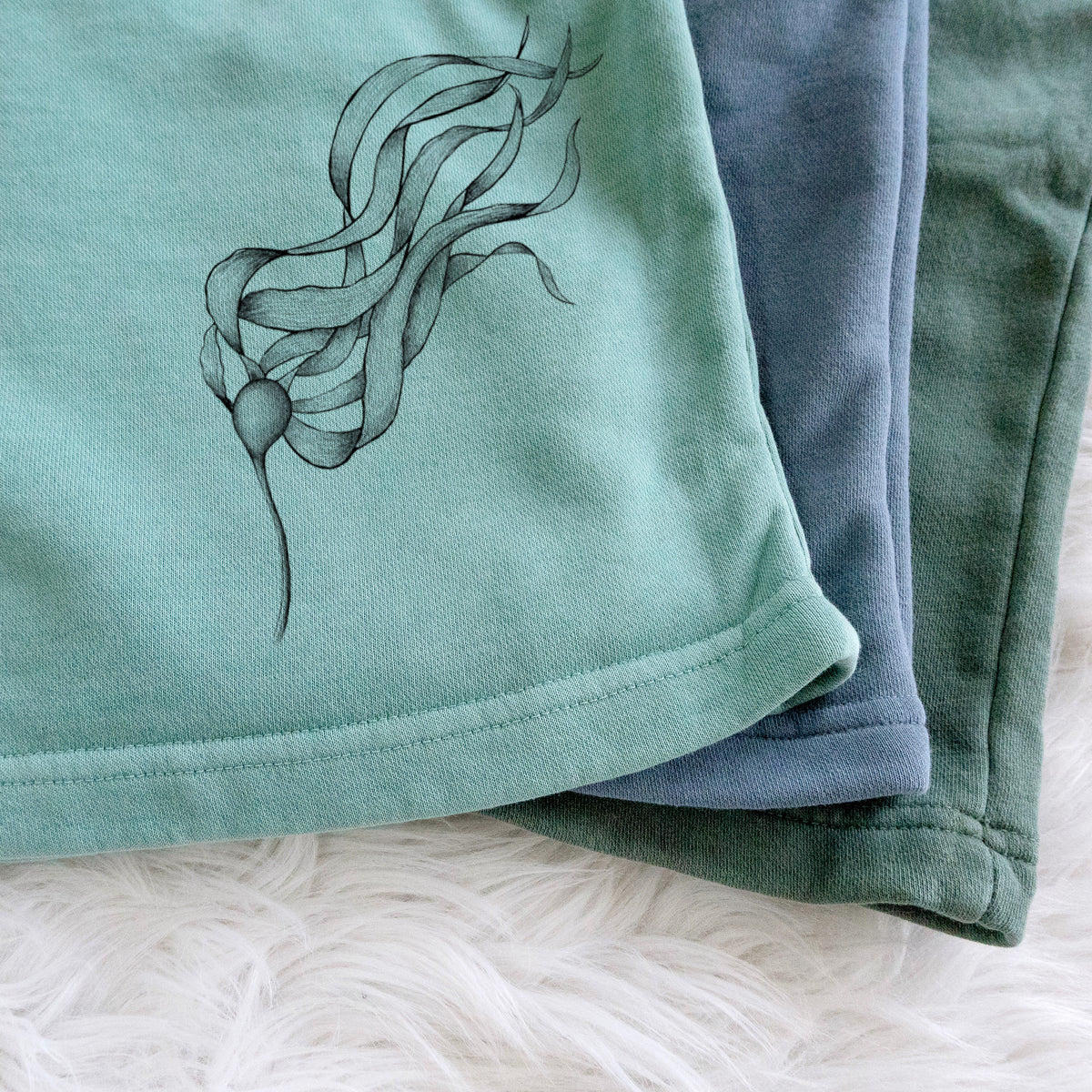 Bull Kelp - Nereocystis Luetkeana - Unisex Pigment Dyed Shorts