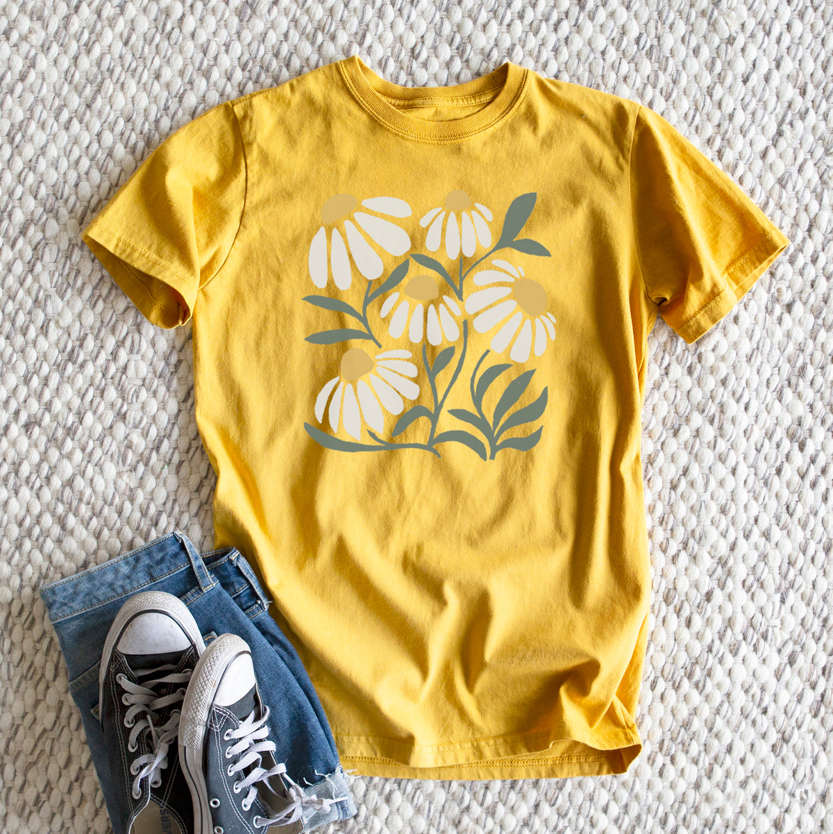 Chamomile Vibes - Heavyweight Men&#39;s 100% Organic Cotton Tee