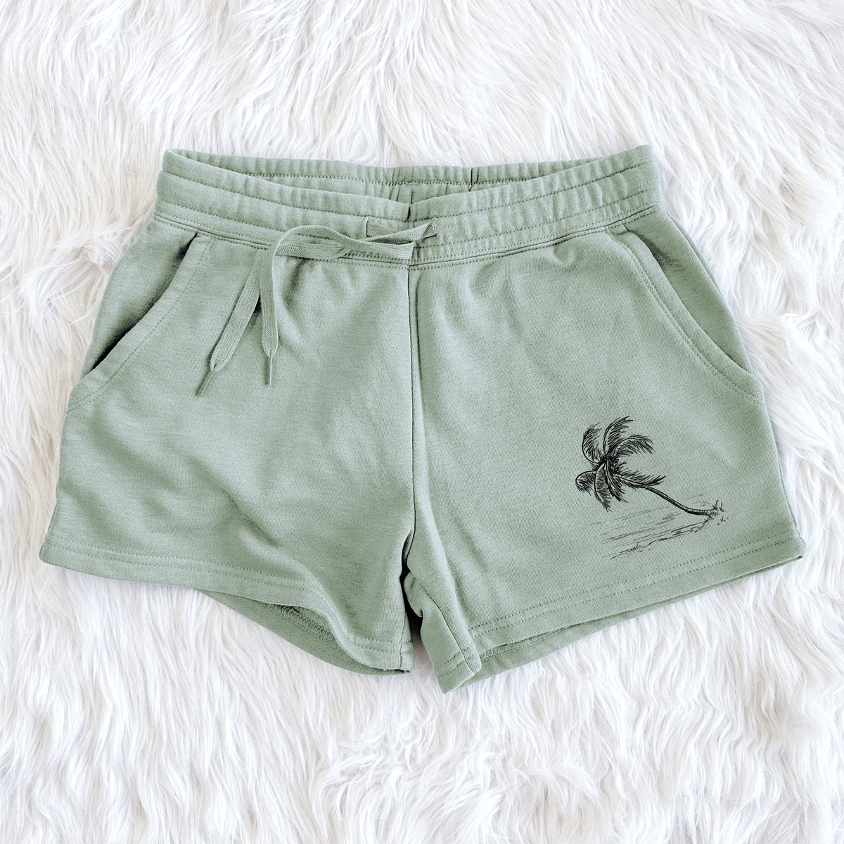 Coconut Palm - Cocos nucifera - Women's Cali Wave Shorts