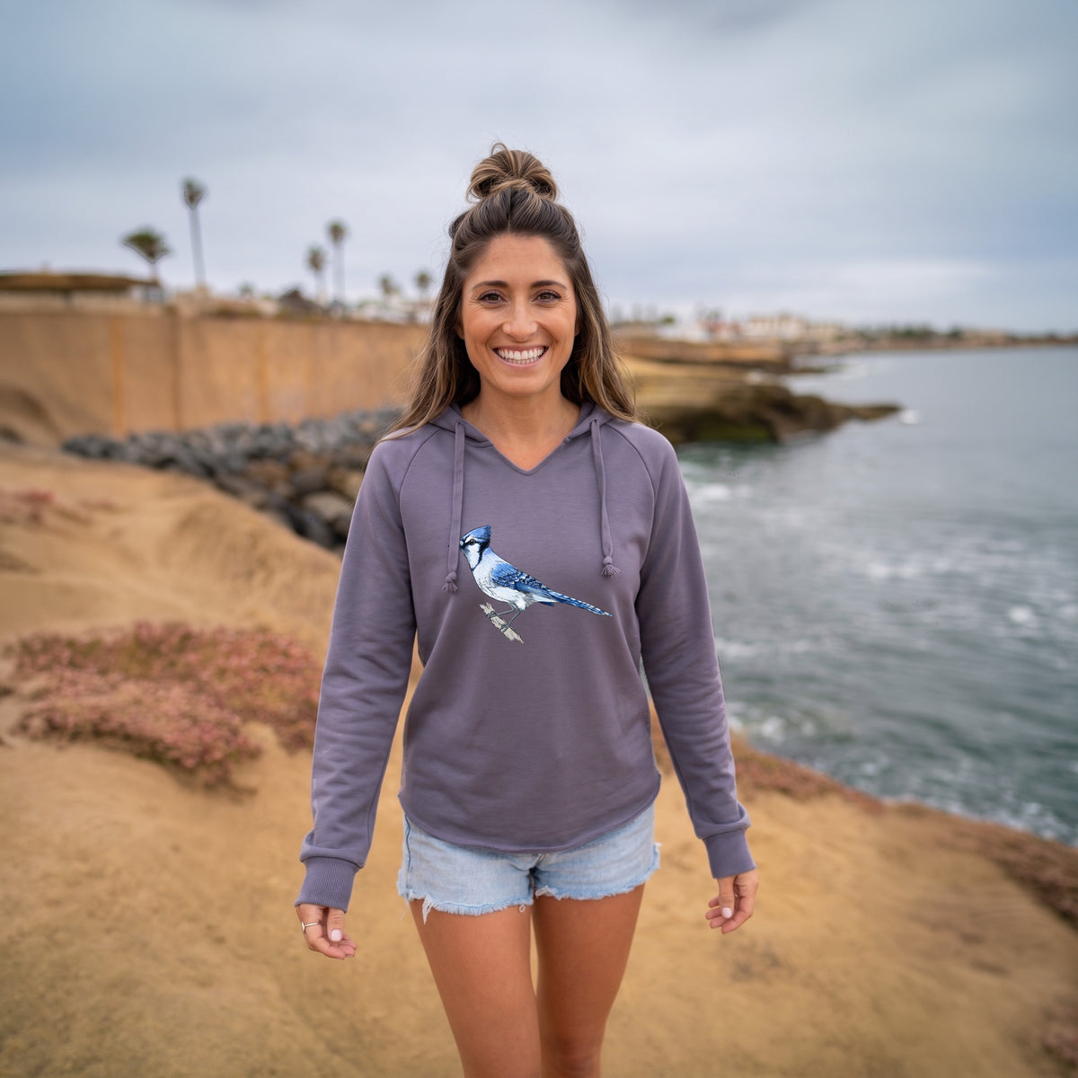 Vibrant Blue Jay - Cyanocitta cristata - Cali Wave Hooded Sweatshirt