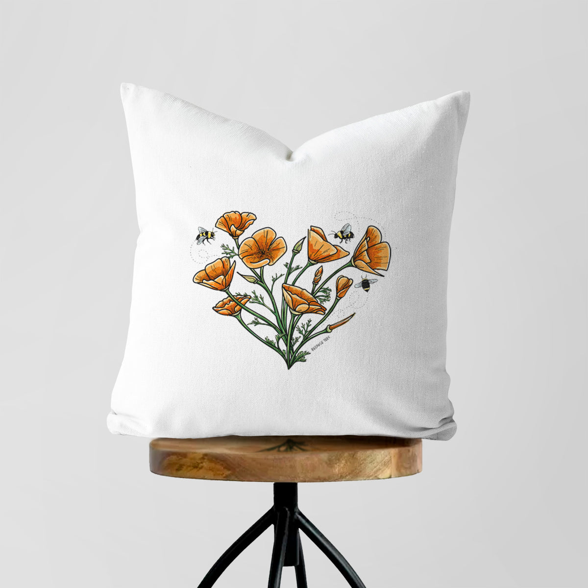 Color California Poppy Heart - Throw Pillow Cover