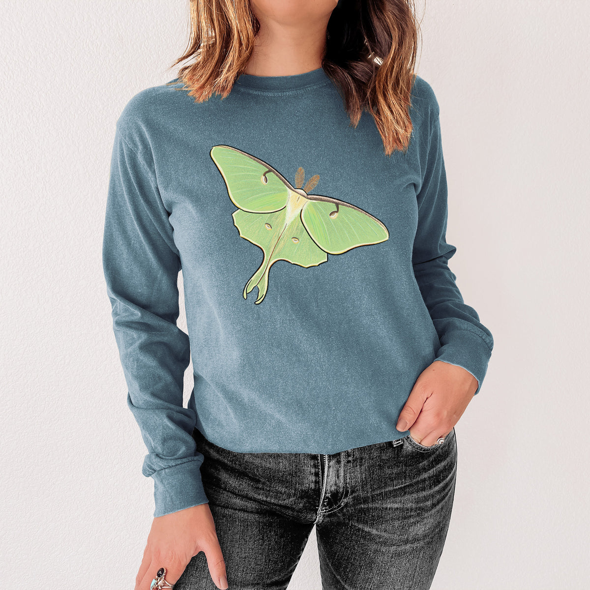 Vibrant Luna Moth - Actias luna - Men&#39;s Heavyweight 100% Cotton Long Sleeve