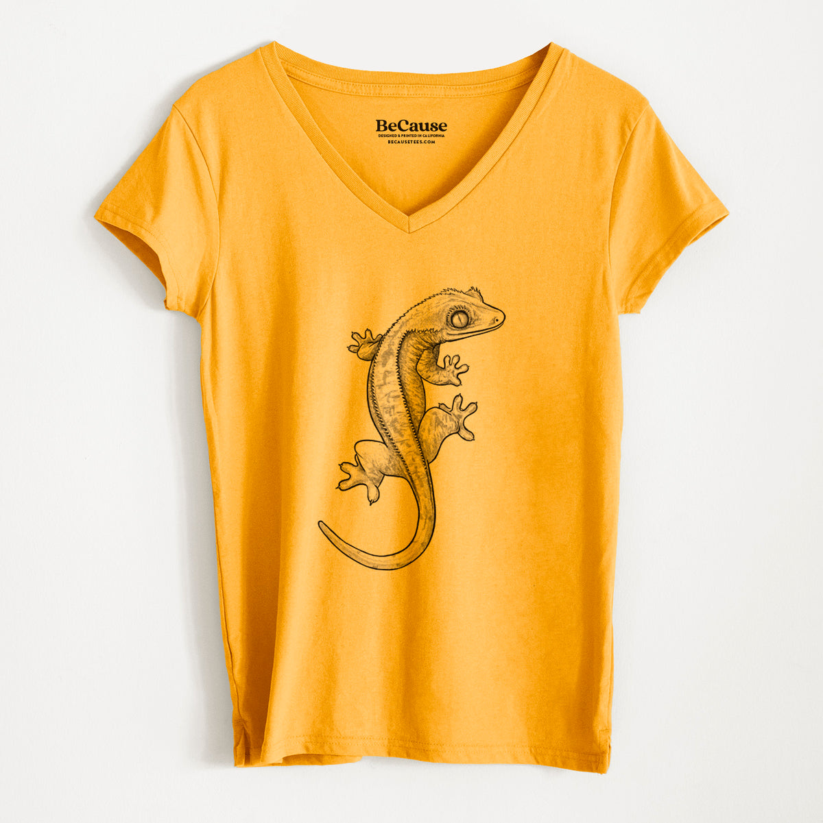 Crested Gecko - Correlophus ciliatus - Women&#39;s 100% Recycled V-neck