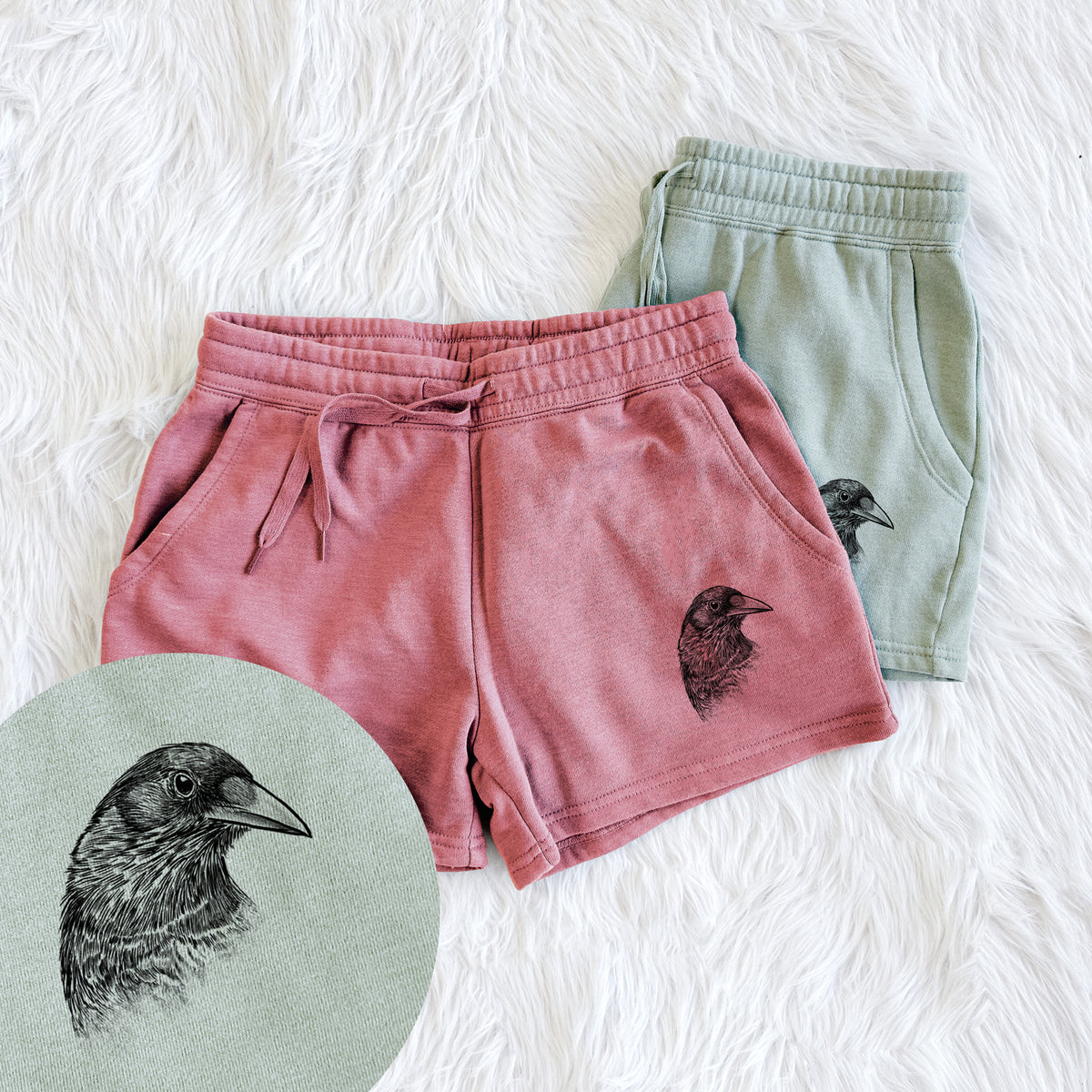 American Crow Bust - Corvus brachyrhynchos - Women&#39;s Cali Wave Shorts