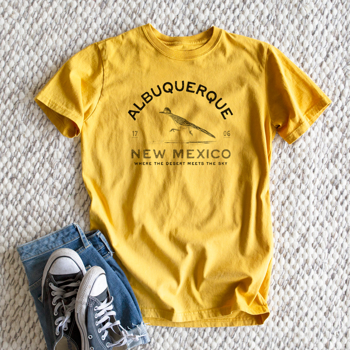 Albuquerque New Mexico Roadrunner - Heavyweight Men&#39;s 100% Organic Cotton Tee