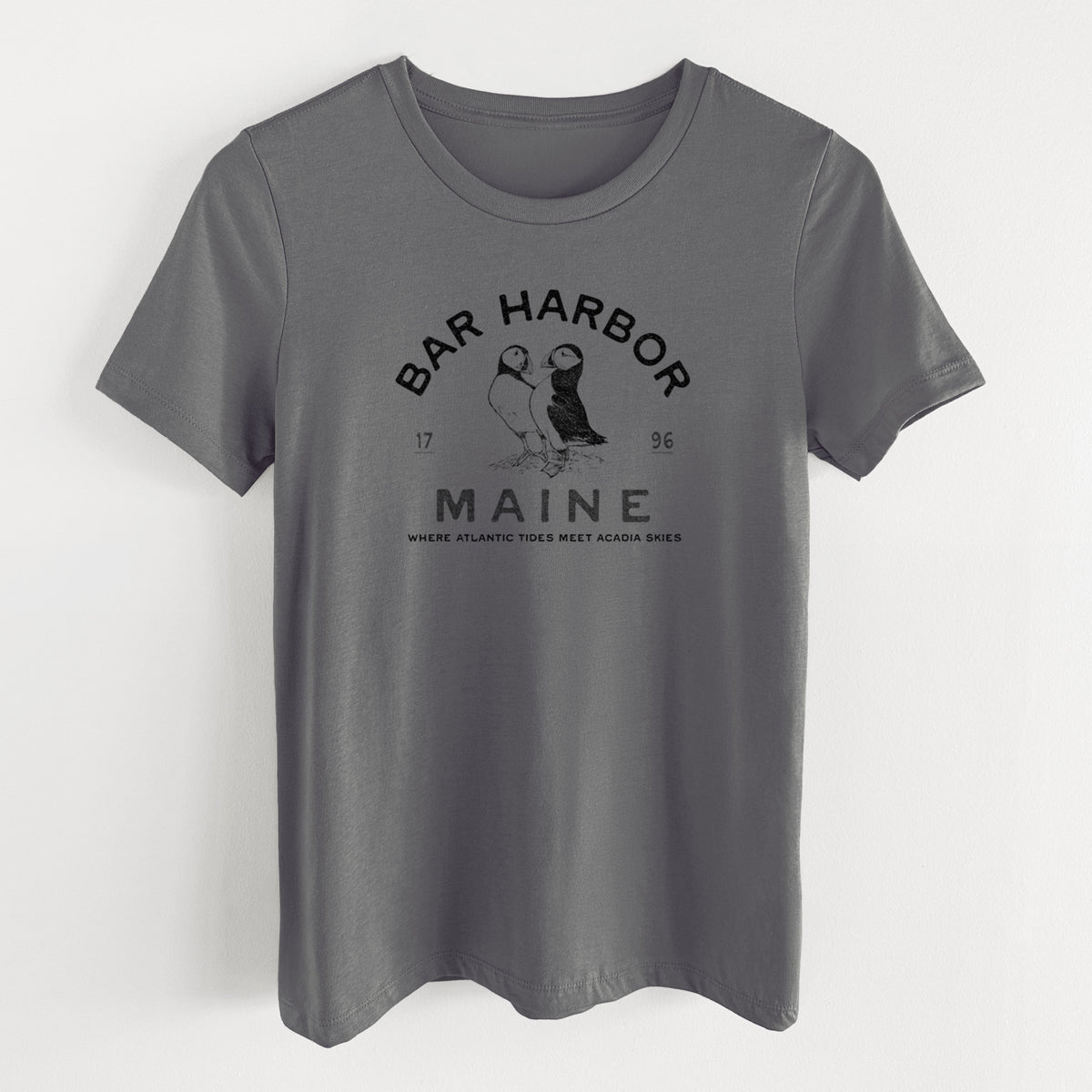 Bar Harbor Maine - Atlantic Puffins - Women's Lightweight Relaxed Fit 100% Cotton Crewneck