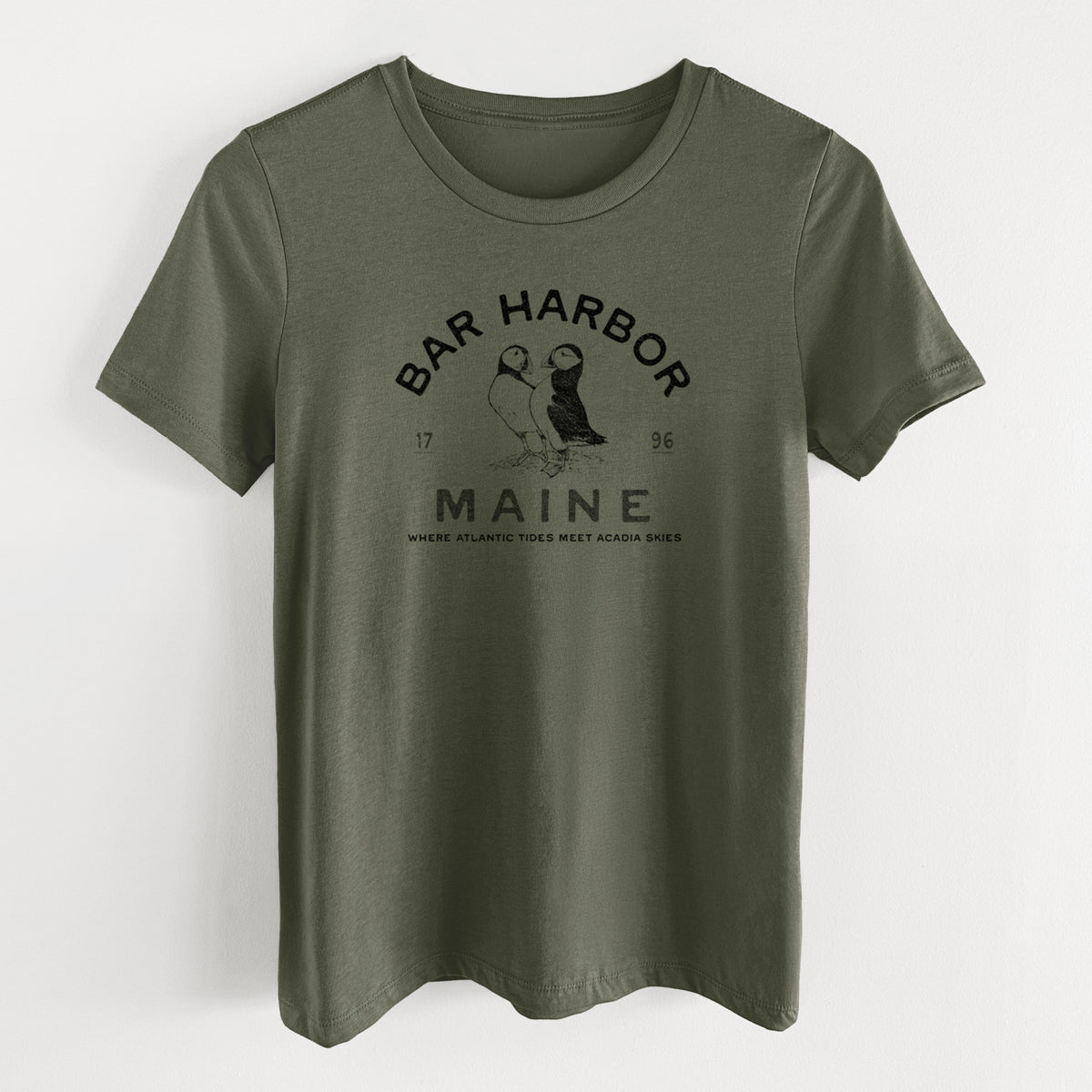 Bar Harbor Maine - Atlantic Puffins - Women's Lightweight Relaxed Fit 100% Cotton Crewneck