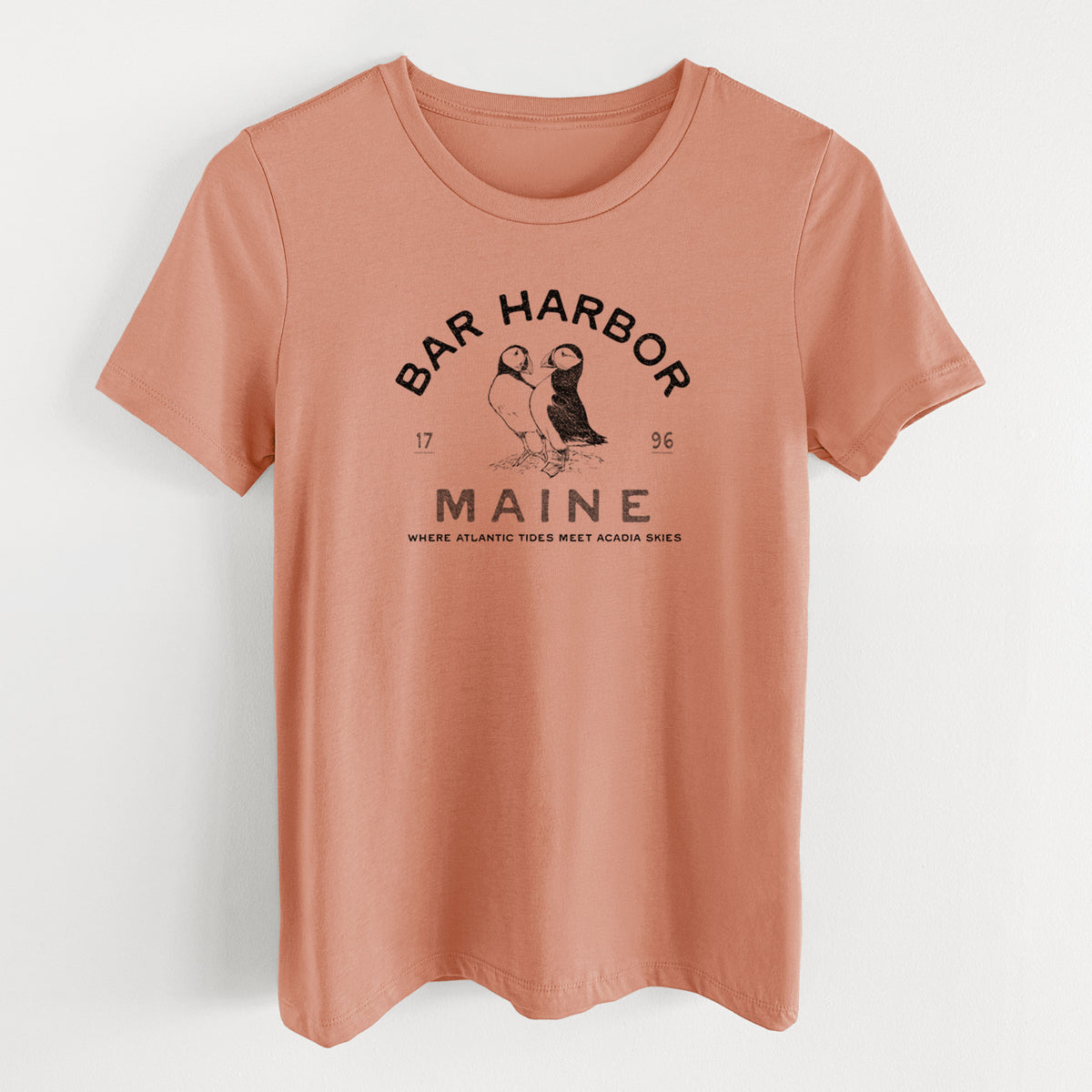 Bar Harbor Maine - Atlantic Puffins - Women's Lightweight Relaxed Fit 100% Cotton Crewneck