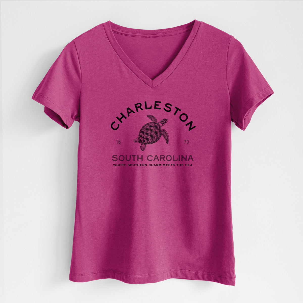 Charleston South Carolina - Loggerhead Sea Turtle - Women's Lightweight Relaxed Fit 100% Cotton V-neck