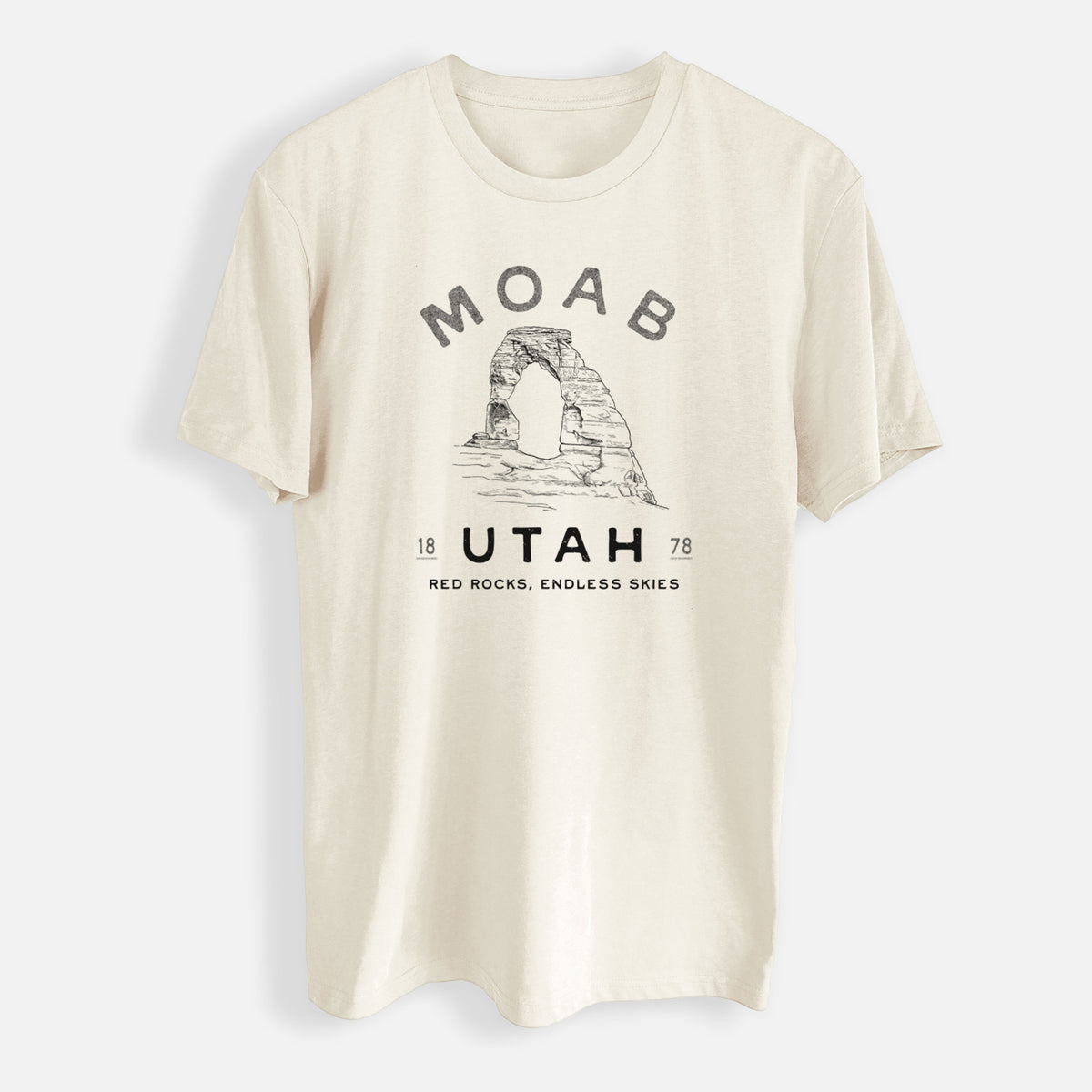 Moab Utah Delicate Arch - Mens Everyday Staple Tee