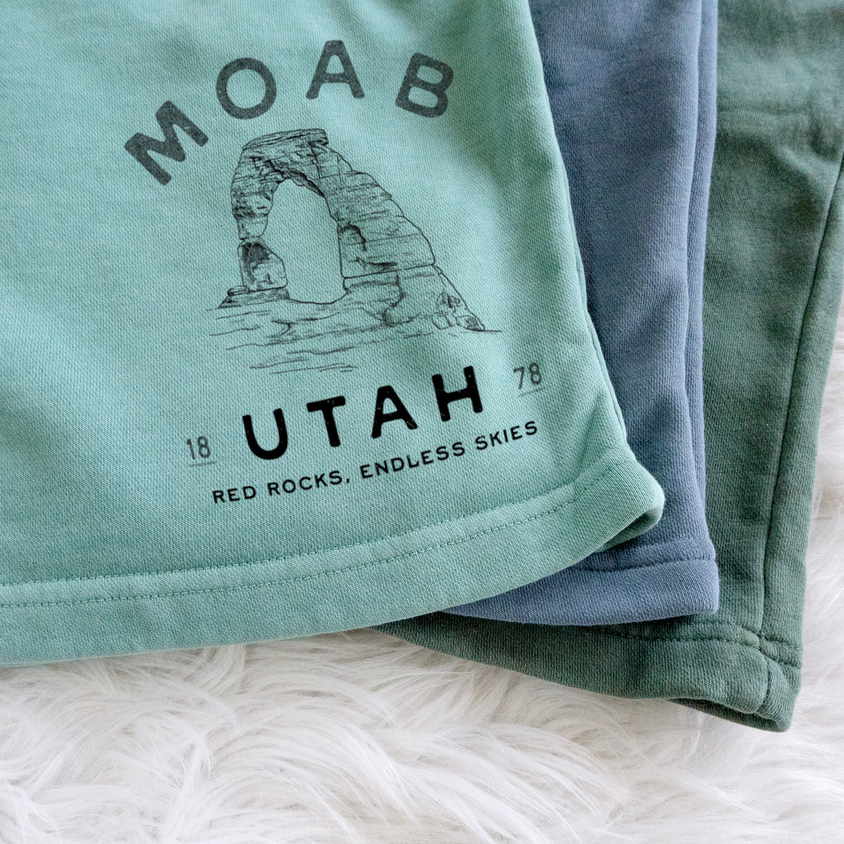 Moab Utah Delicate Arch - Unisex Pigment Dyed Shorts