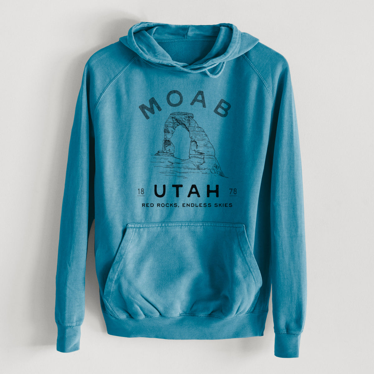 Moab Utah Delicate Arch  - Mid-Weight Unisex Vintage 100% Cotton Hoodie