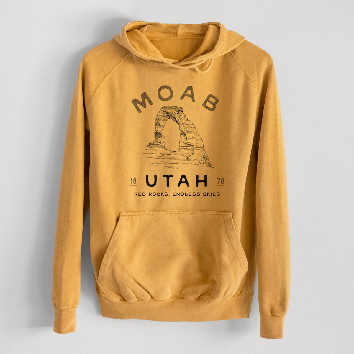 Moab Utah Delicate Arch  - Mid-Weight Unisex Vintage 100% Cotton Hoodie