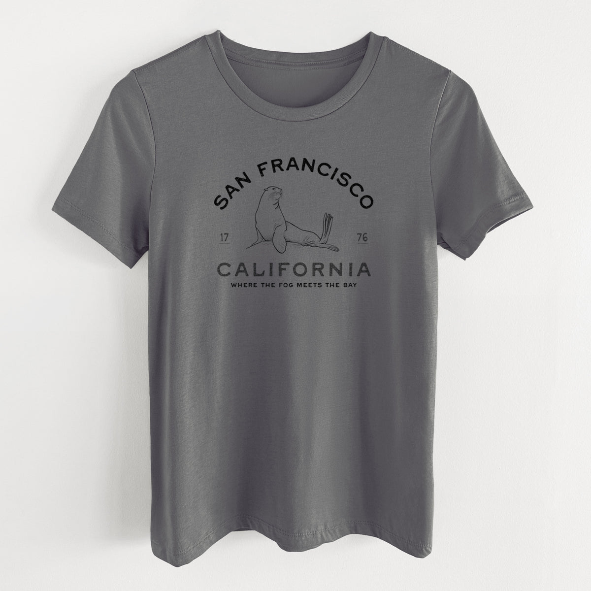 San Francisco California - Sea Lion - Women's Lightweight Relaxed Fit 100% Cotton Crewneck