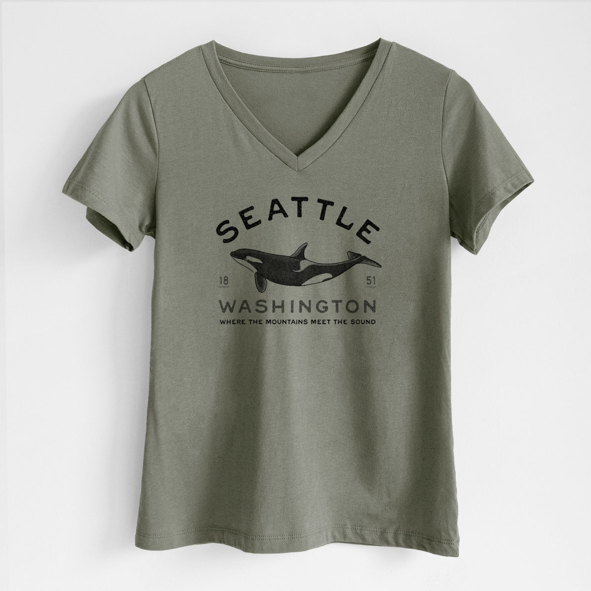 Seattle Washington - Orca - Women's Lightweight Relaxed Fit 100% Cotton V-neck
