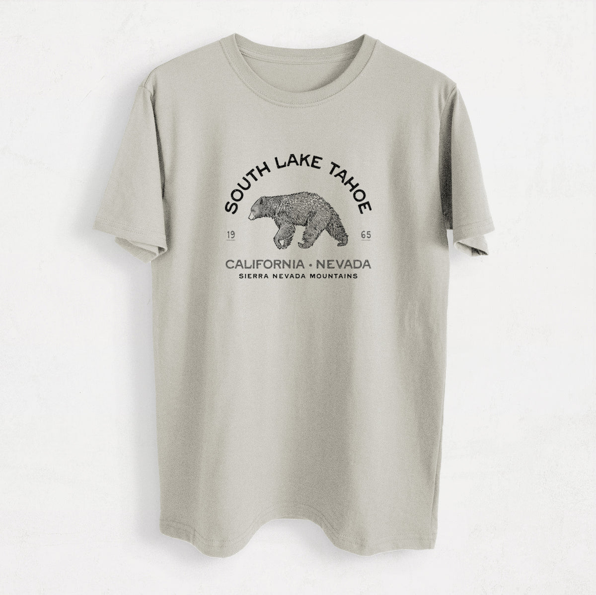 South Lake Tahoe Black Bear - Heavyweight Men&#39;s 100% Organic Cotton Tee