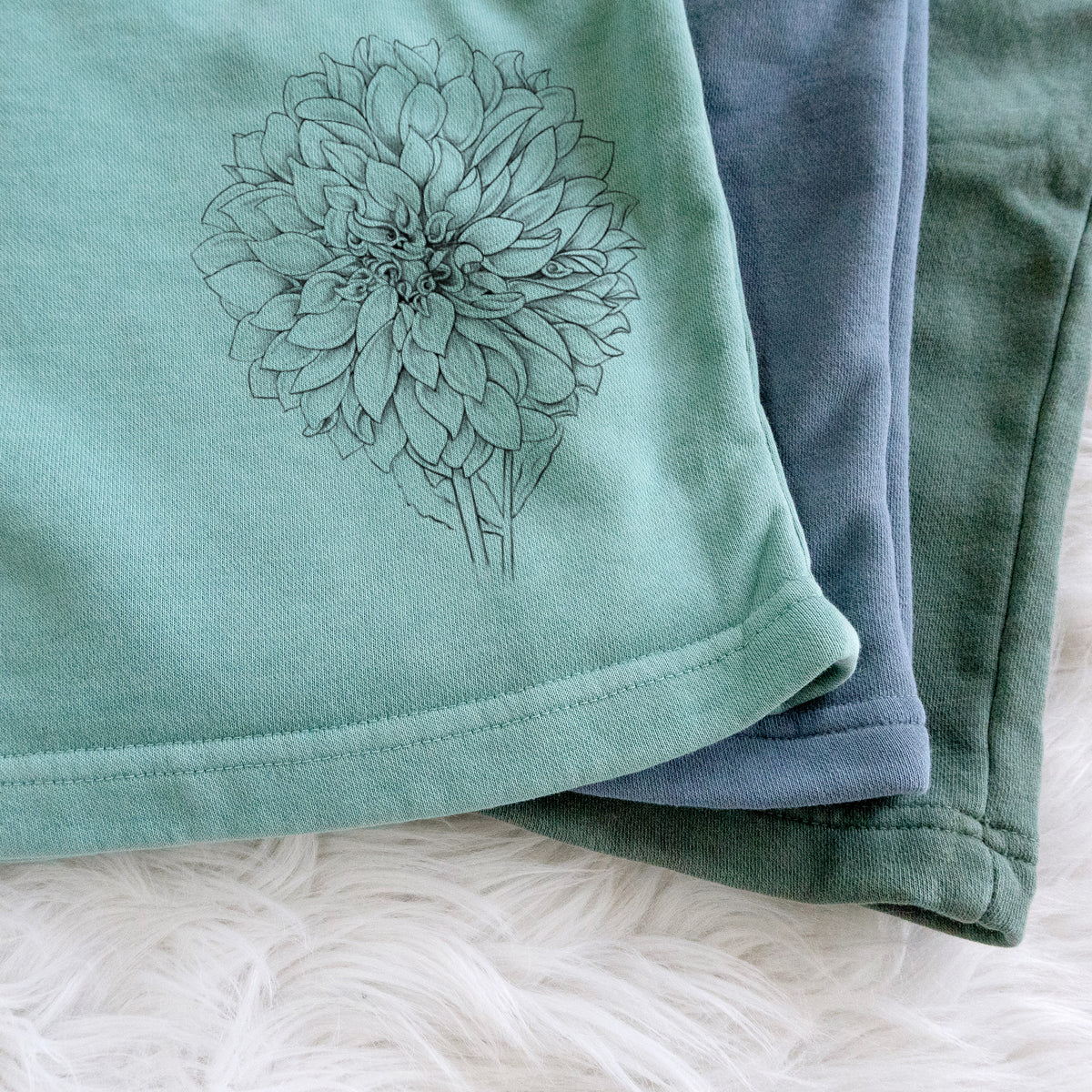 Dahlia Cafe Au Lait - Unisex Pigment Dyed Shorts