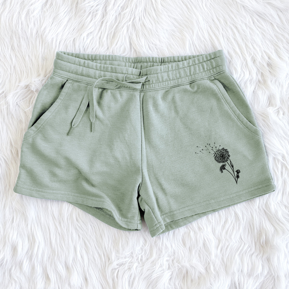Common Dandelion - Taraxacum officinale - Women&#39;s Cali Wave Shorts