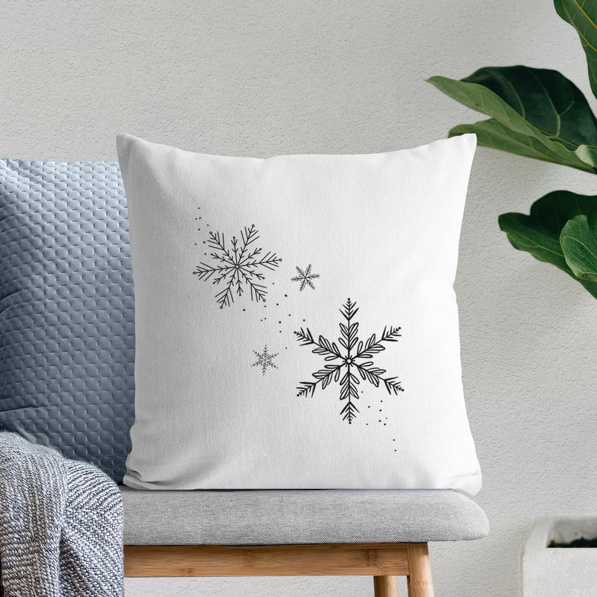 Falling Snowflakes - Throw Pillow Cover