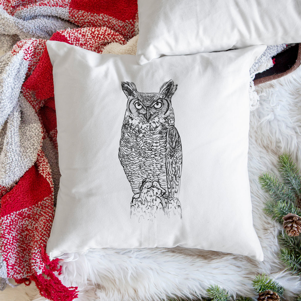Bubo virginianus - Great Horned Owl - Throw Pillow Cover