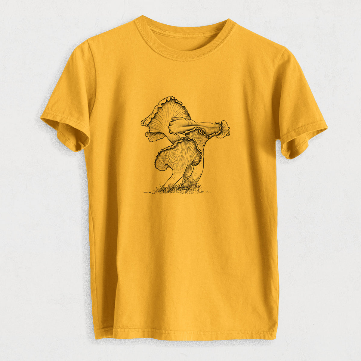 Pacific Golden Chanterelle - Cantharellus formosus - Heavyweight Men&#39;s 100% Organic Cotton Tee