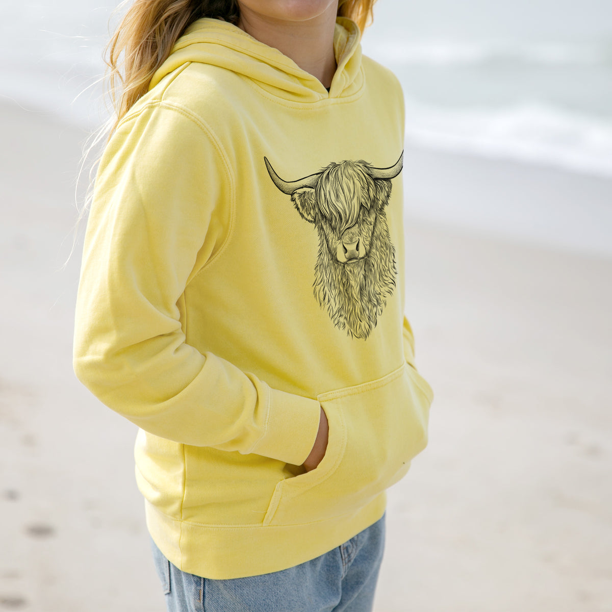 Scottish Highland Cow - Bos taurus taurus - Youth Pigment Dyed Hoodie