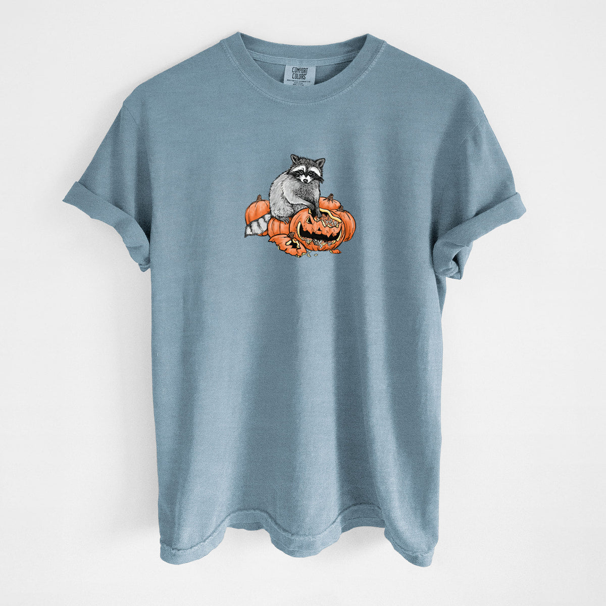 The Raccoon and the Jack-o'-Lantern - Unisex Comfort Colors Garment-Dyed Heavyweight T-shirt
