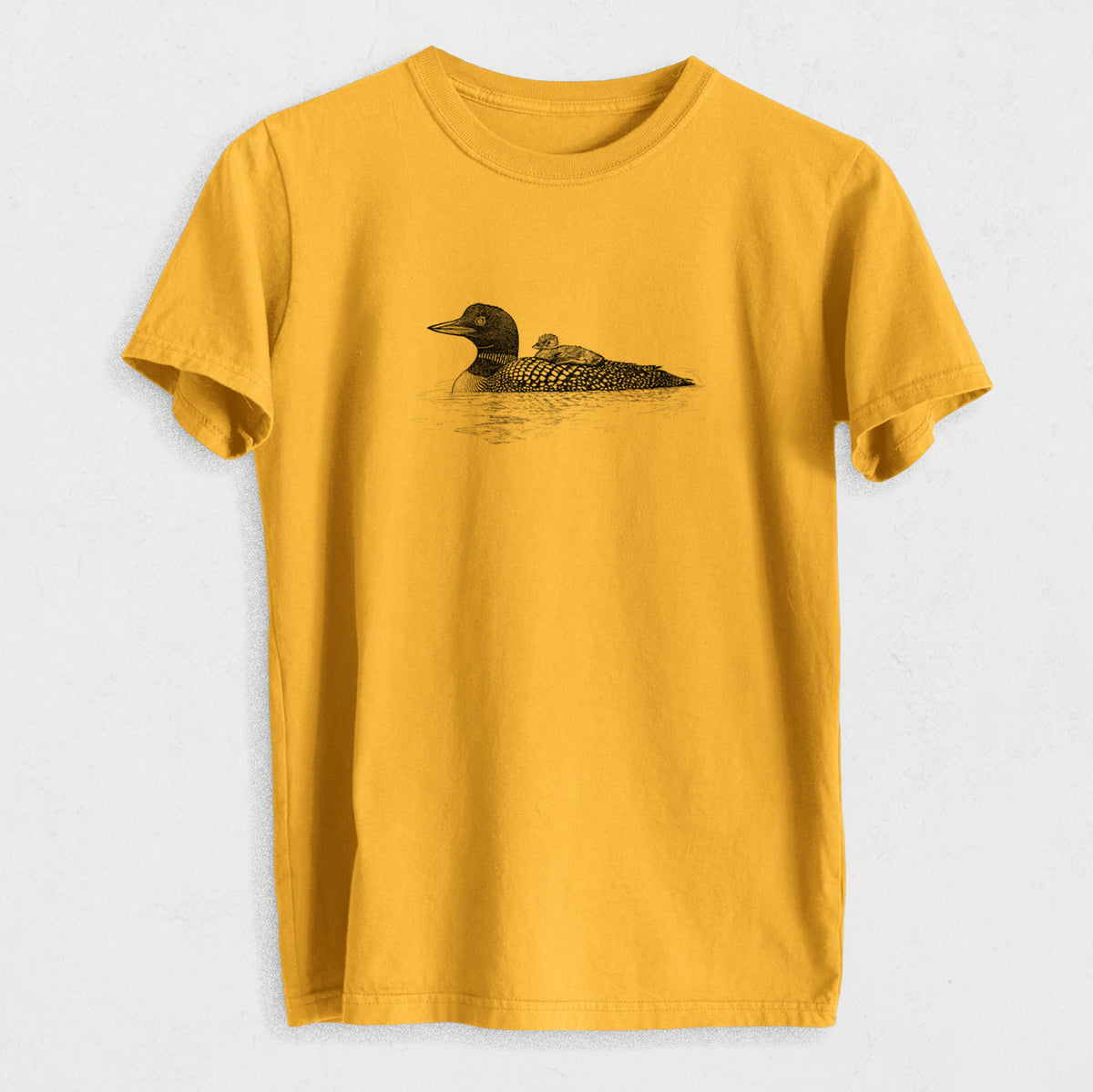 Common Loon with Chick - Gavia immer - Heavyweight Men&#39;s 100% Organic Cotton Tee