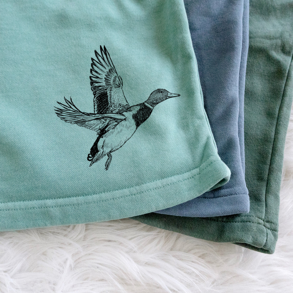 Male Mallard Duck - Anas platyrhynchos - Unisex Pigment Dyed Shorts
