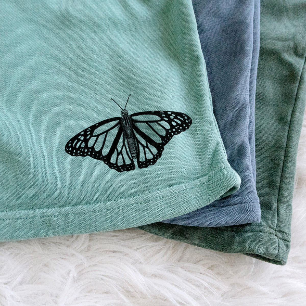 Danaus plexippus - Monarch Butterfly - Unisex Pigment Dyed Shorts