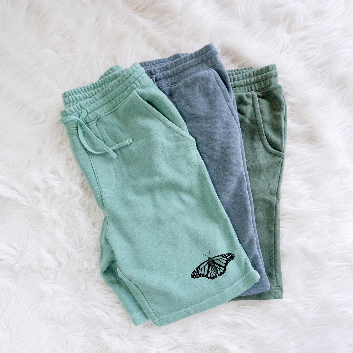 Danaus plexippus - Monarch Butterfly - Unisex Pigment Dyed Shorts