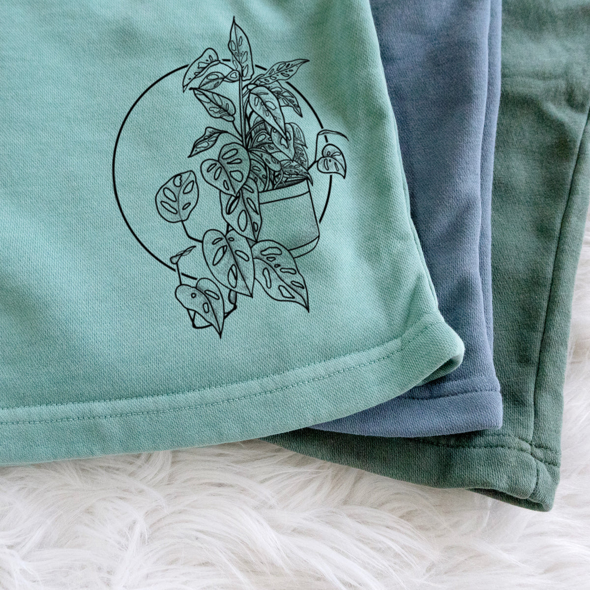 Monstera Adansonii - Unisex Pigment Dyed Shorts
