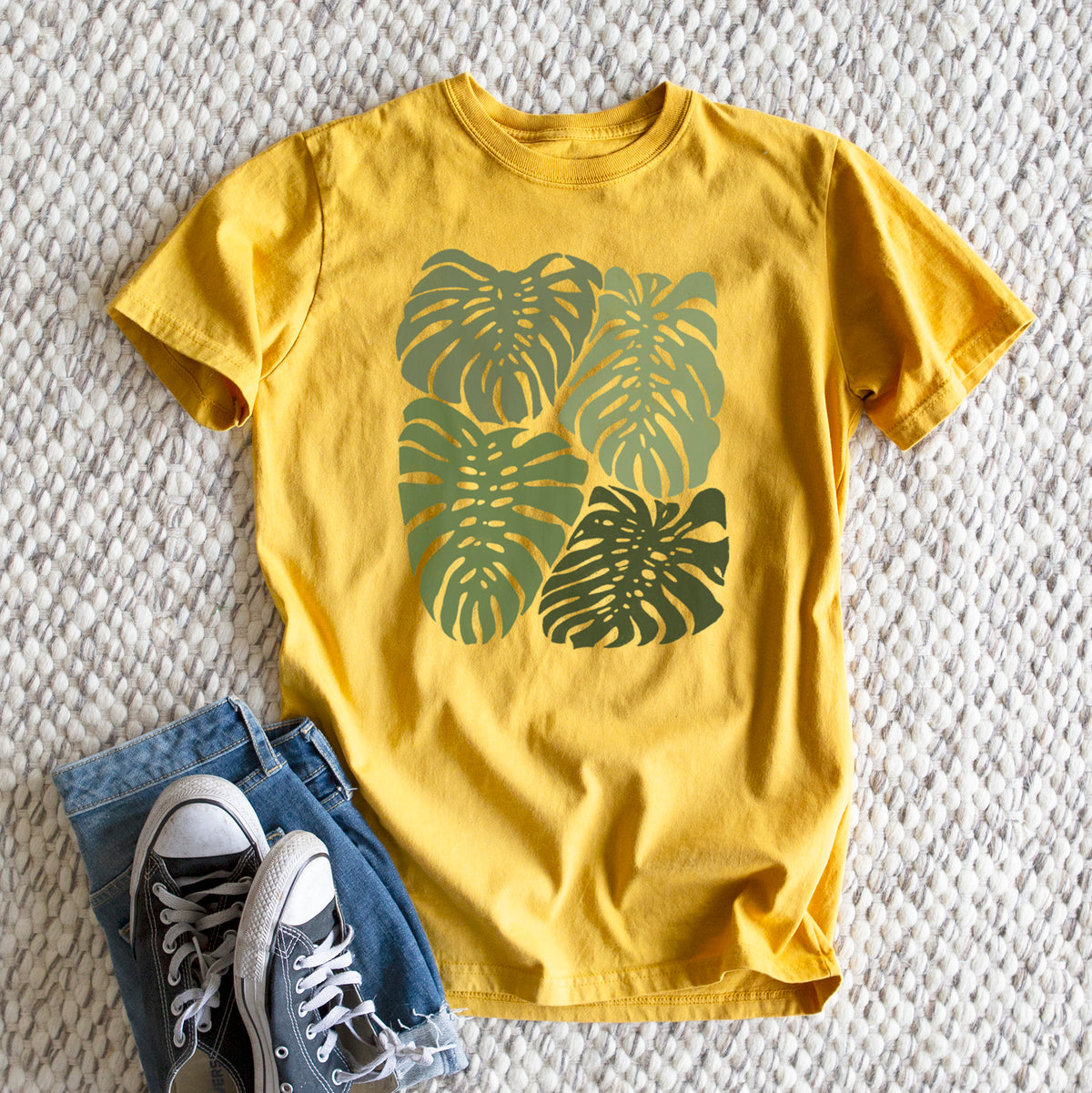 Monstera Vibes - Heavyweight Men&#39;s 100% Organic Cotton Tee