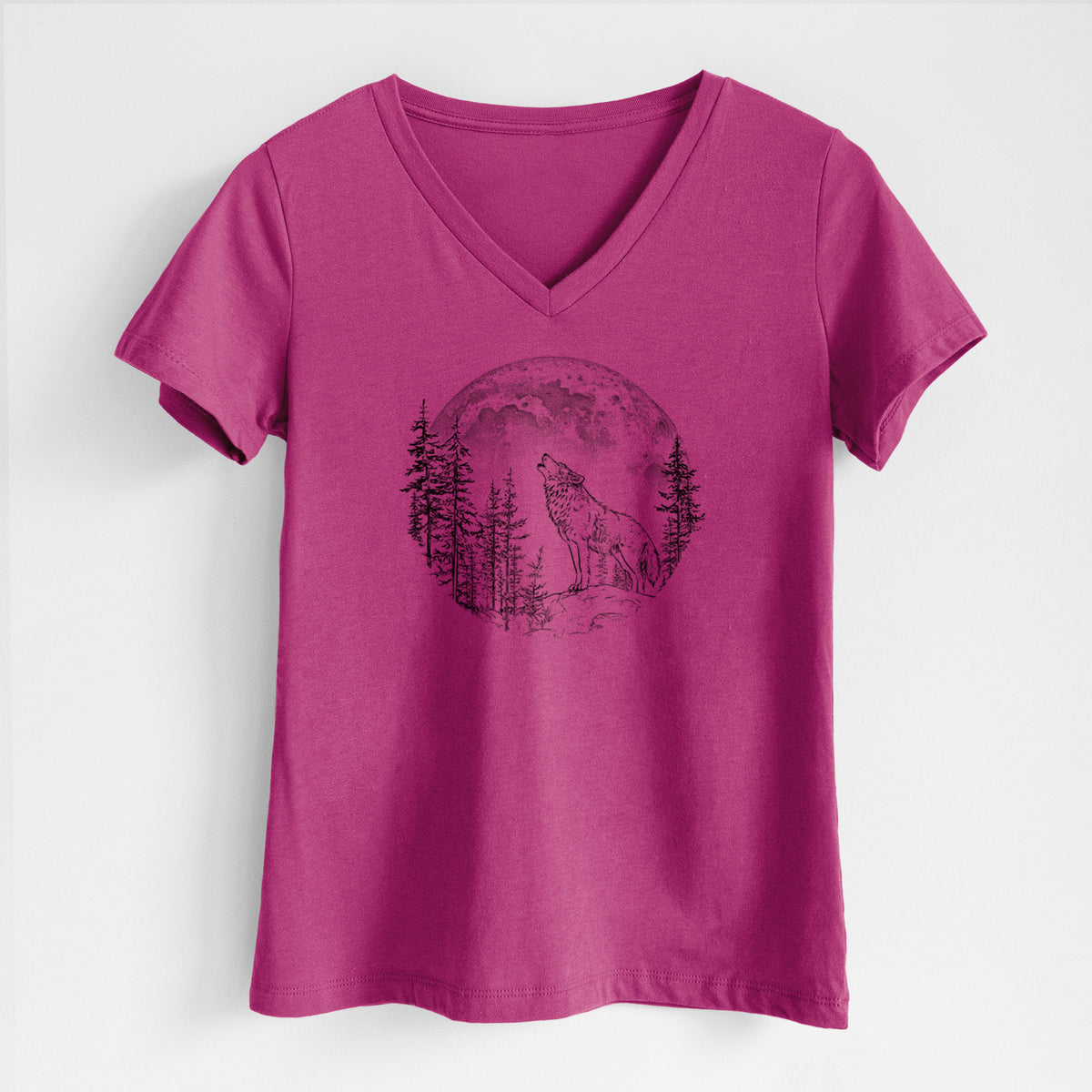 Wolf Howling at the Moon - Women's Lightweight Relaxed Fit 100% Cotton V-neck