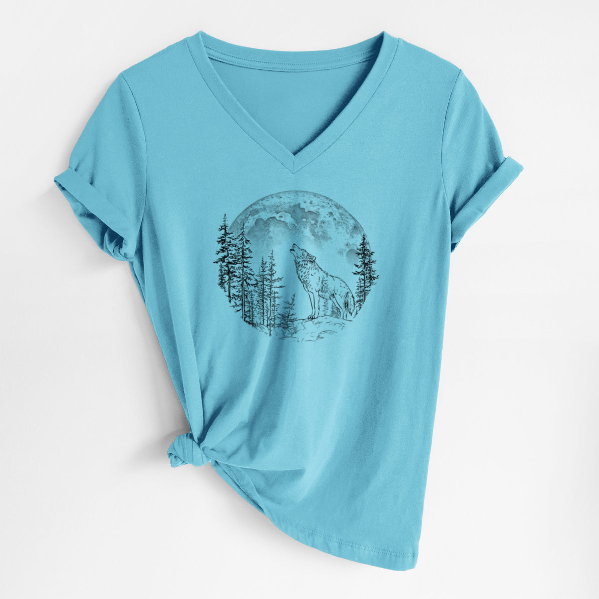 Wolf Howling at the Moon - Women's Lightweight Relaxed Fit 100% Cotton V-neck