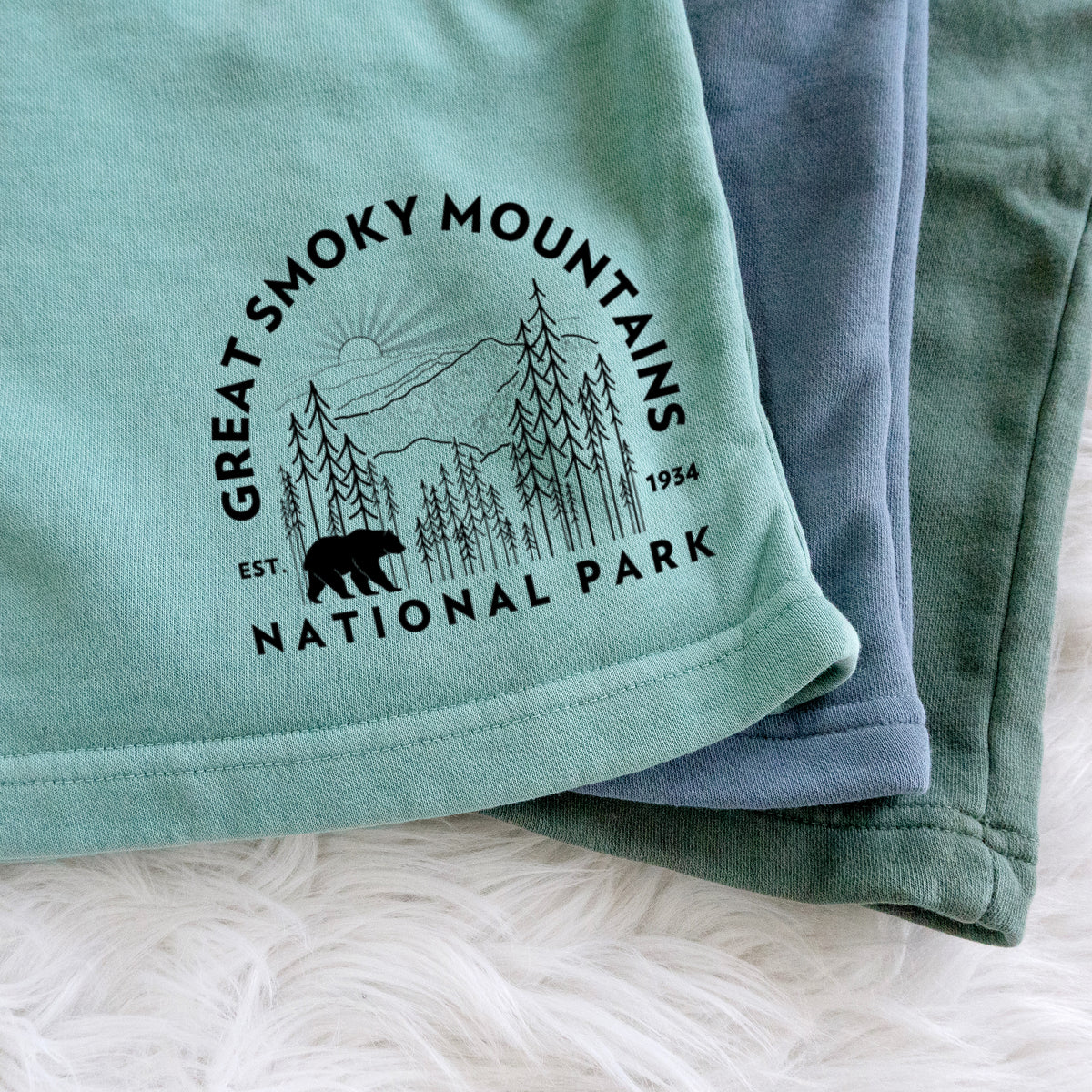 Great Smoky Mountains National Park - Unisex Pigment Dyed Shorts