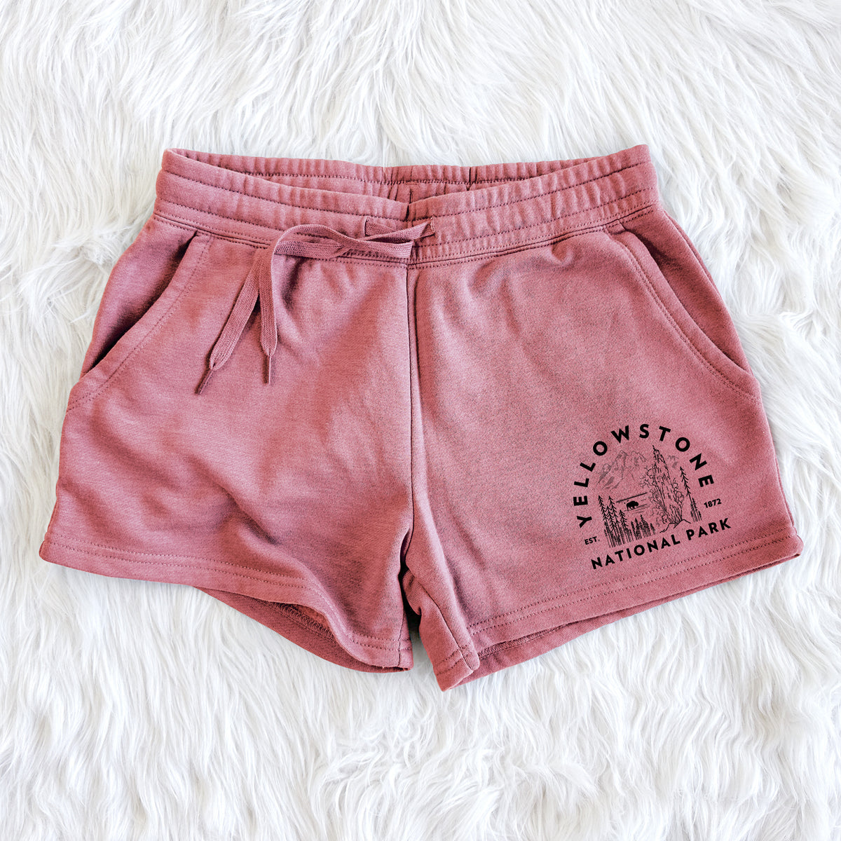 Yellowstone National Park - Women&#39;s Cali Wave Shorts