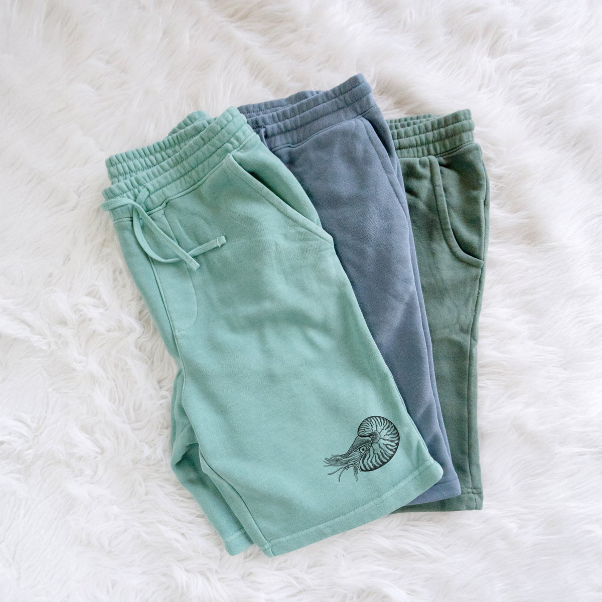 Palau Nautilus - Nautilus belauensis - Unisex Pigment Dyed Shorts