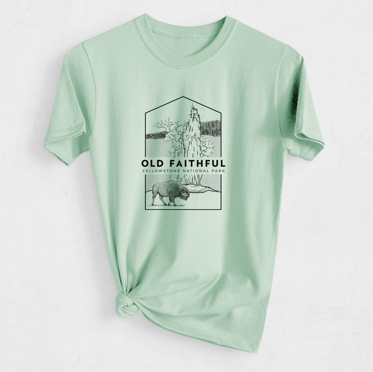 Old Faithful - Yellowstone National Park - Heavyweight Men&#39;s 100% Organic Cotton Tee